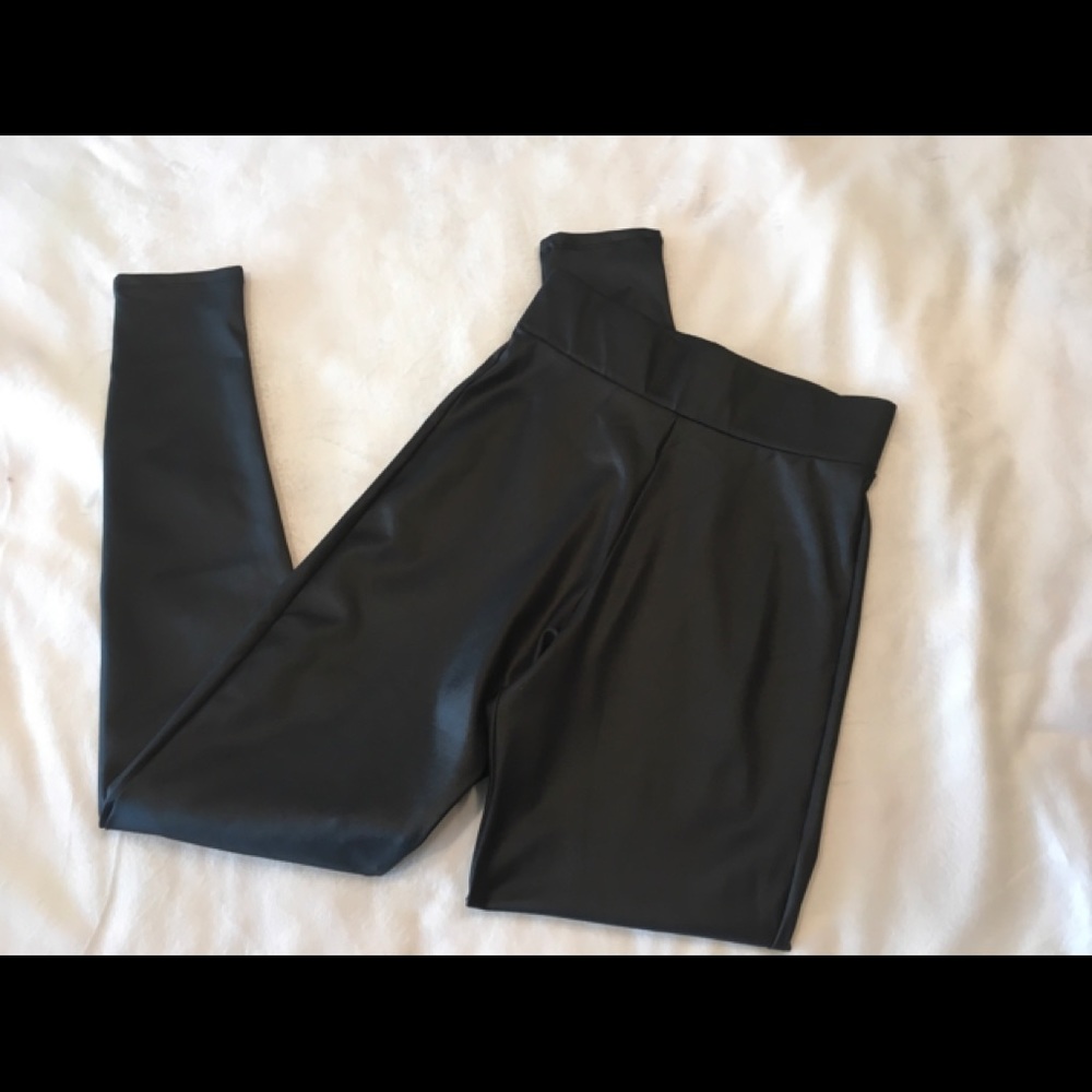 🌟Shiny stretch leggings